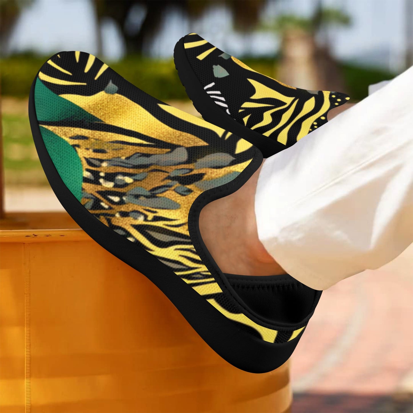 Golden Zebra Green Camo Pattern Men's Fly Weave Drop-In Heel Sneakers Fly Weave Drop-in Heel Sneakers for Men (Model 02002)