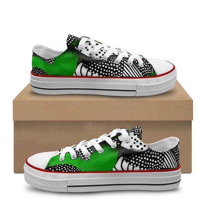 Low-top canvas shoes
