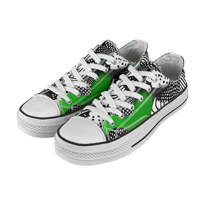 Low-top canvas shoes