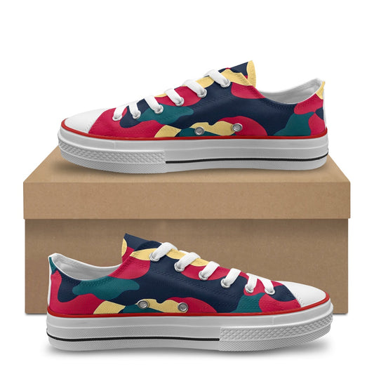 Low-top canvas shoes